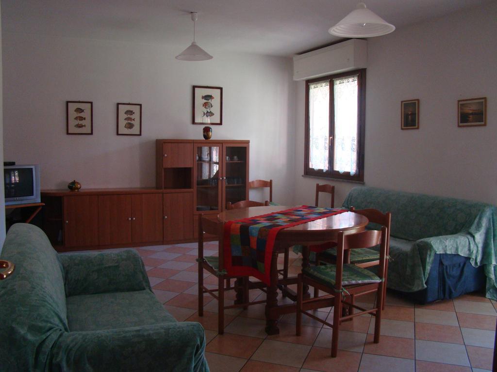 Appartamento Deledda Муравера Номер фото